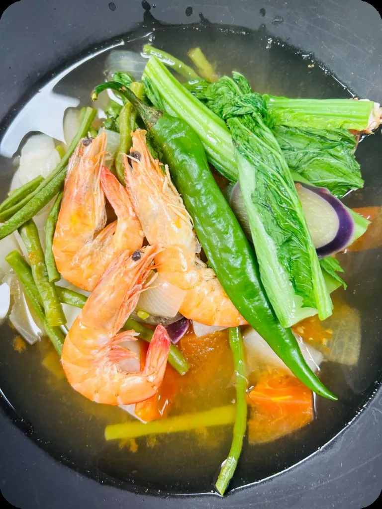 Sinigang na hipon, sour shrimp soup with vegetables